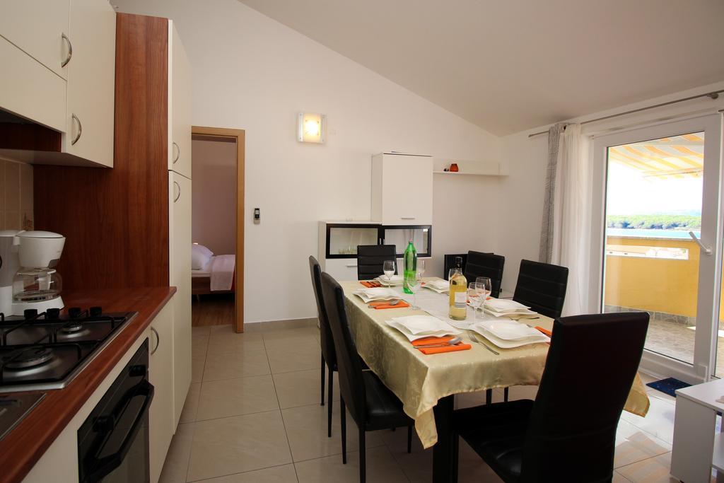 Apartments Koritnik Punat Exterior photo